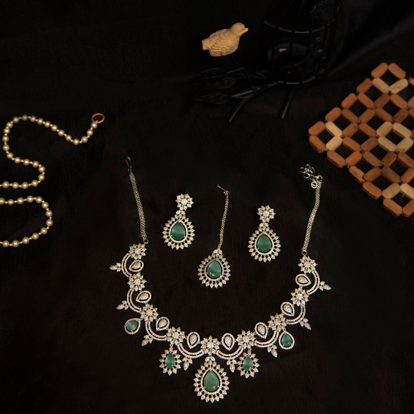 Noore Elan – Premium AD Maharani Necklace Set