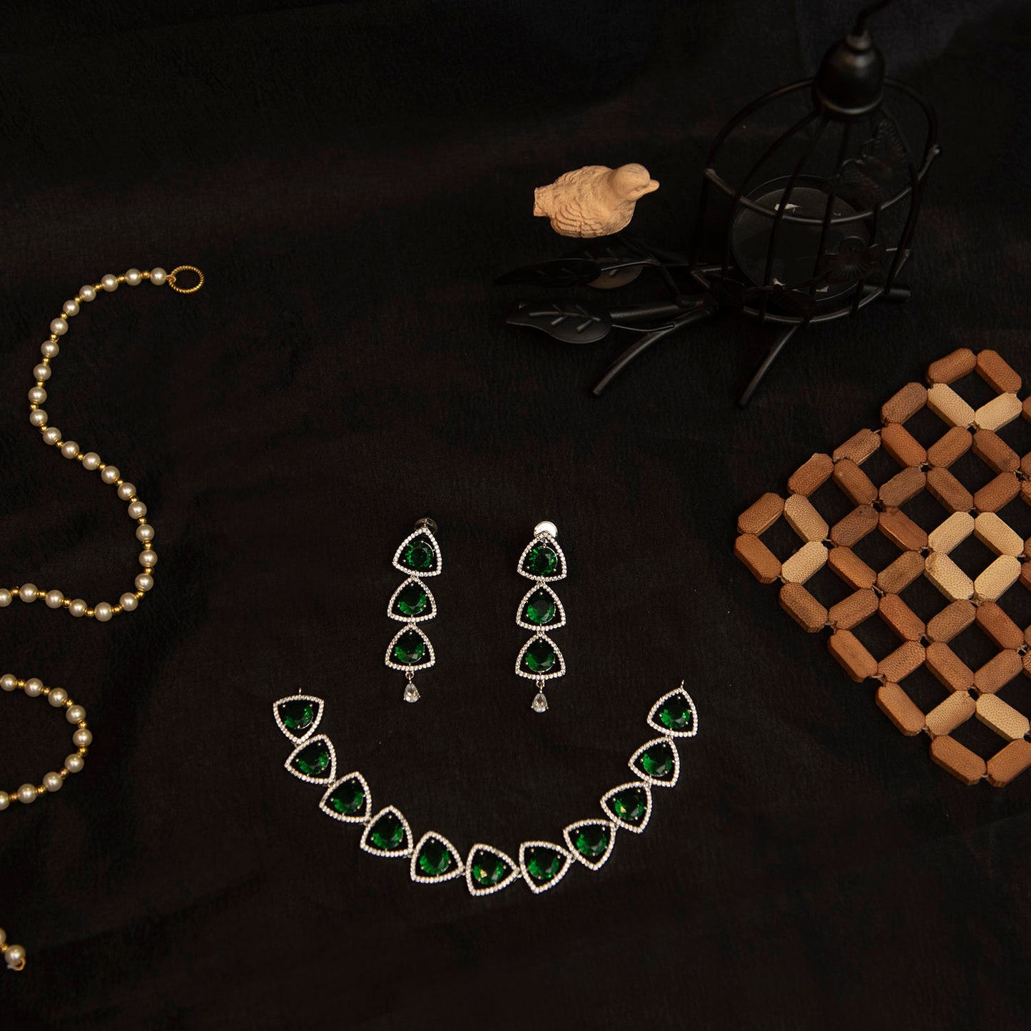 Trinity Radiance Choker Set – Dual Luxe Edition
