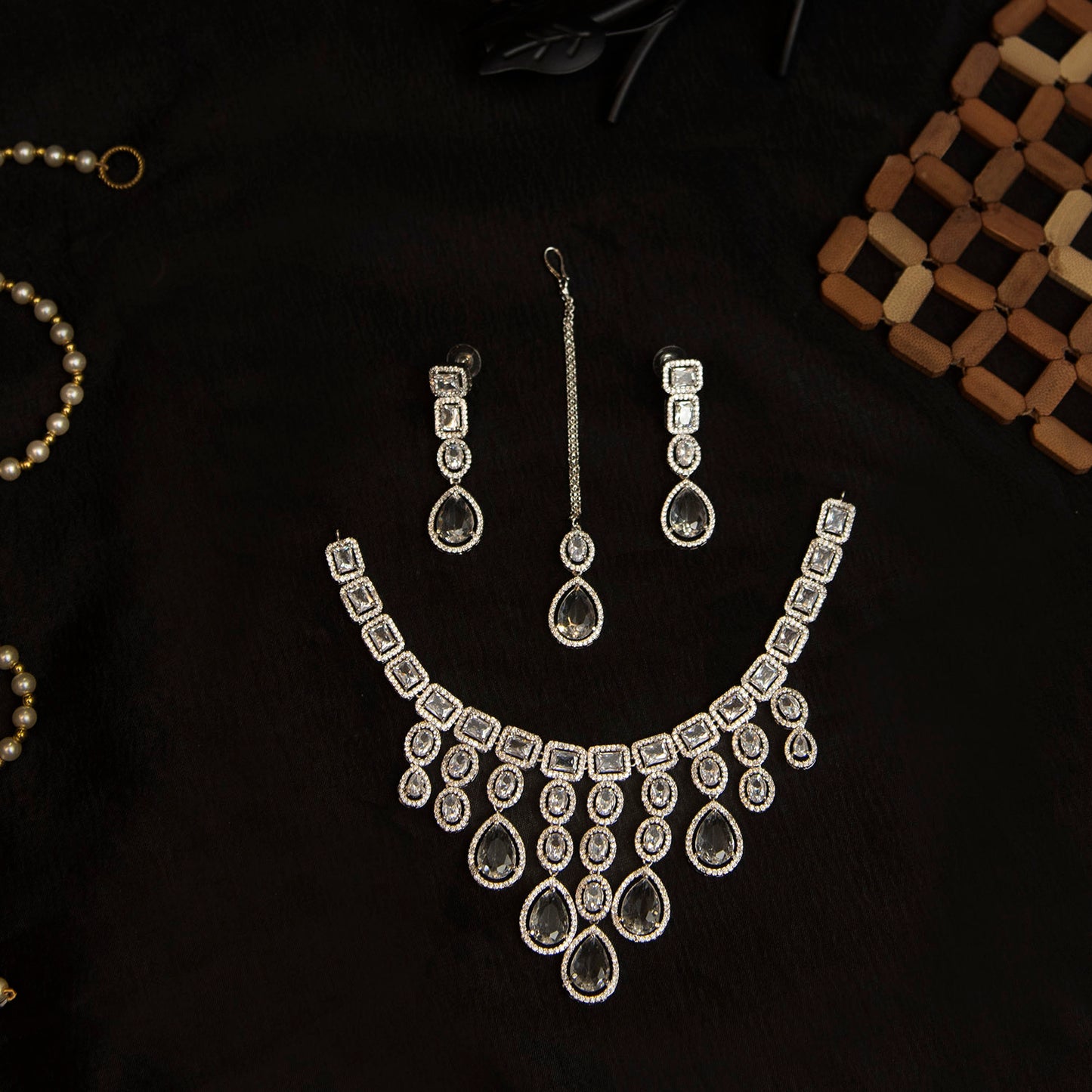 Aveline Prism Luxe Set – Modern Royalty Edition