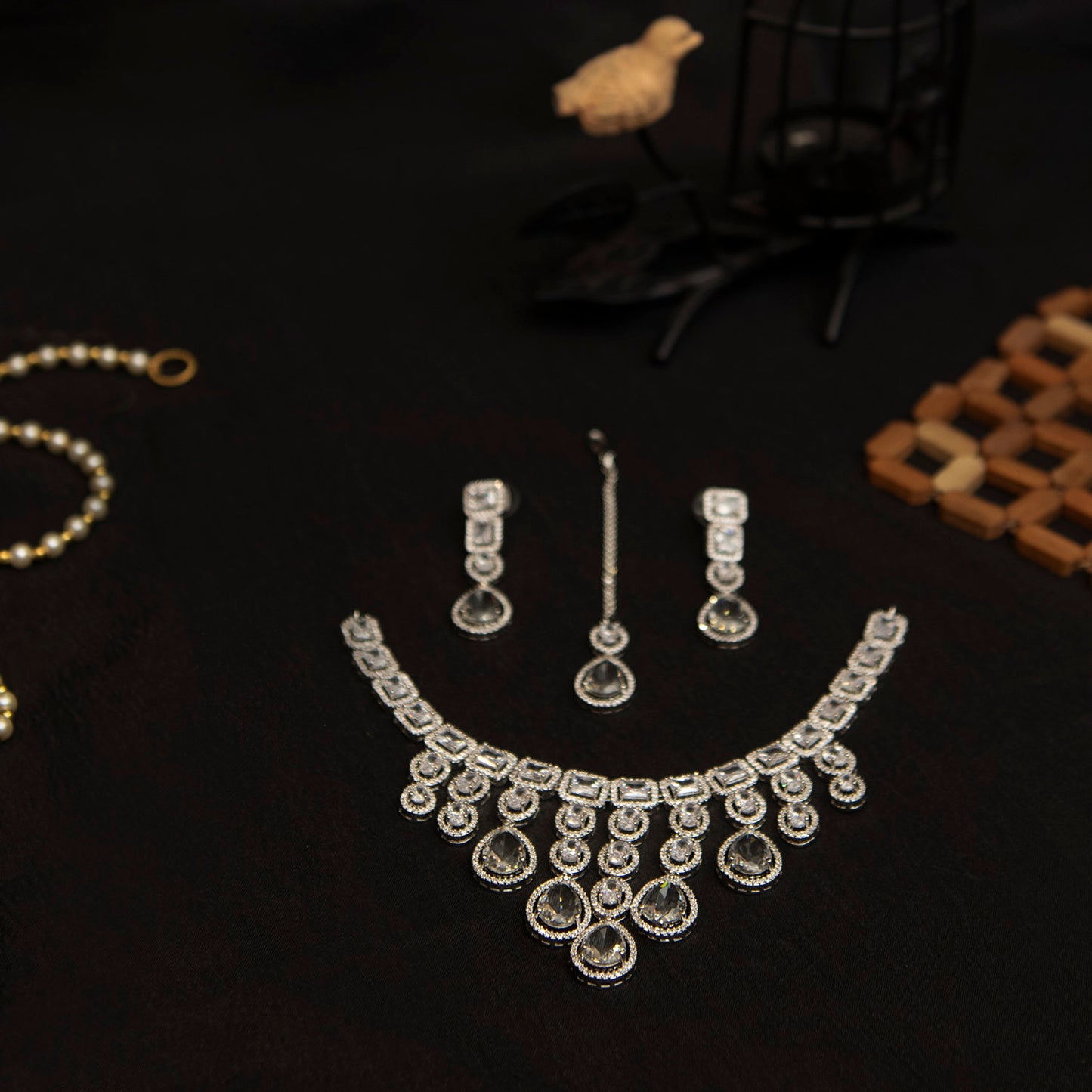Aveline Prism Luxe Set – Modern Royalty Edition