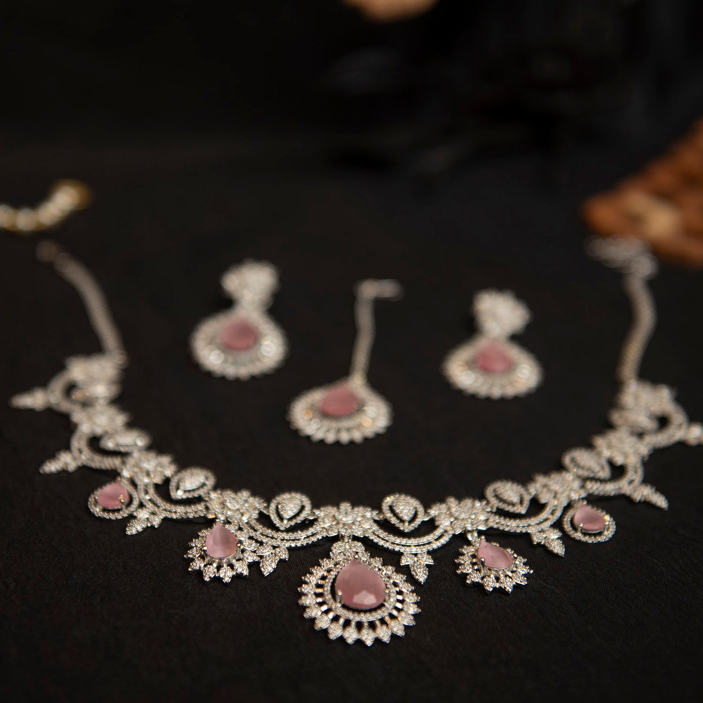 Noore Elan – Premium AD Maharani Necklace Set