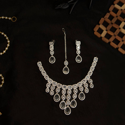 Aveline Prism Luxe Set – Modern Royalty Edition